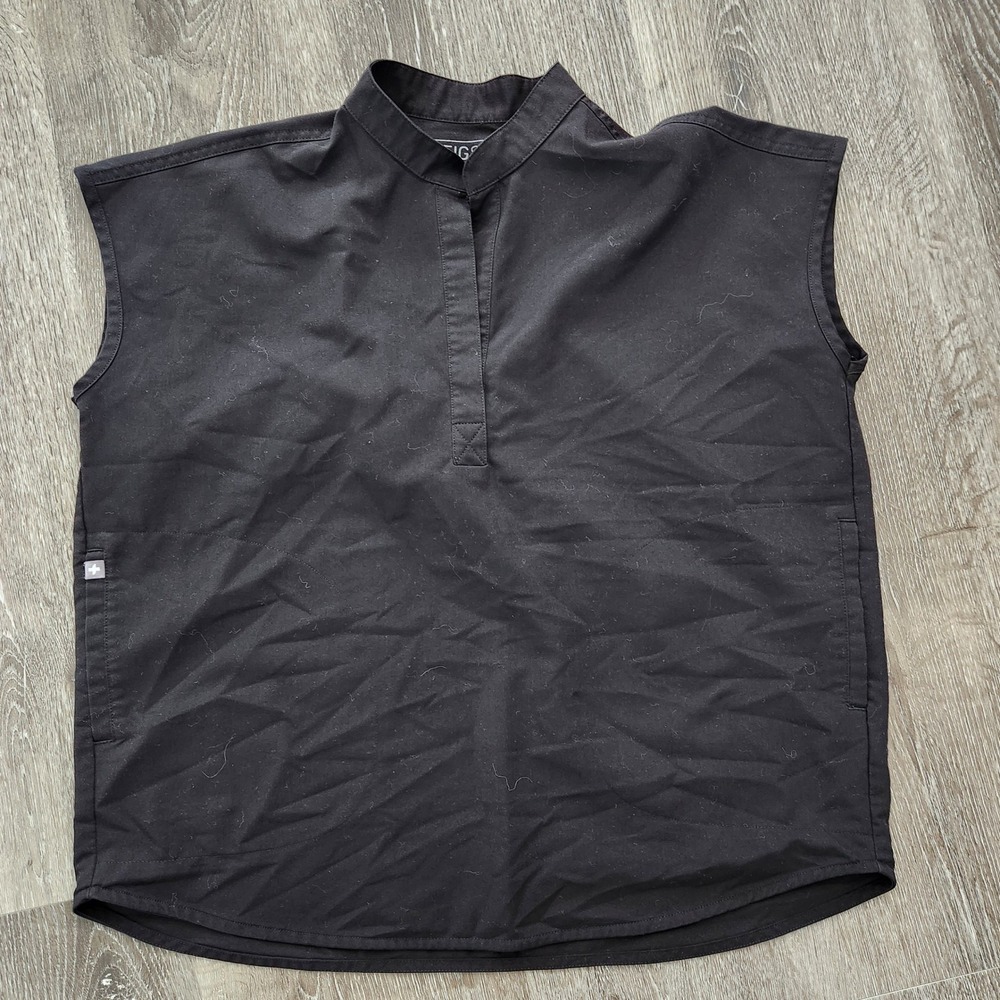 FIGS Technical Collection Sleeveless Scrub Top Black Mandarin Collar WXXSW1003 S